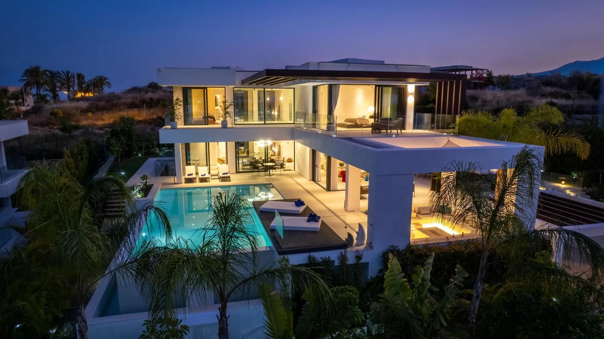 Vacation Marbella I Villa Hanami, Private Infinity Edge-Pool, Gym, Movie Theater, Close To Golfs And Beaches Estepona Spain